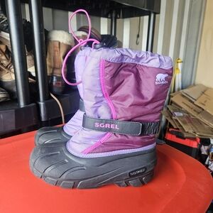 Sorel Youth Winter Snow Boots Purple Pink Strap Insulated Size 6 Waterproof